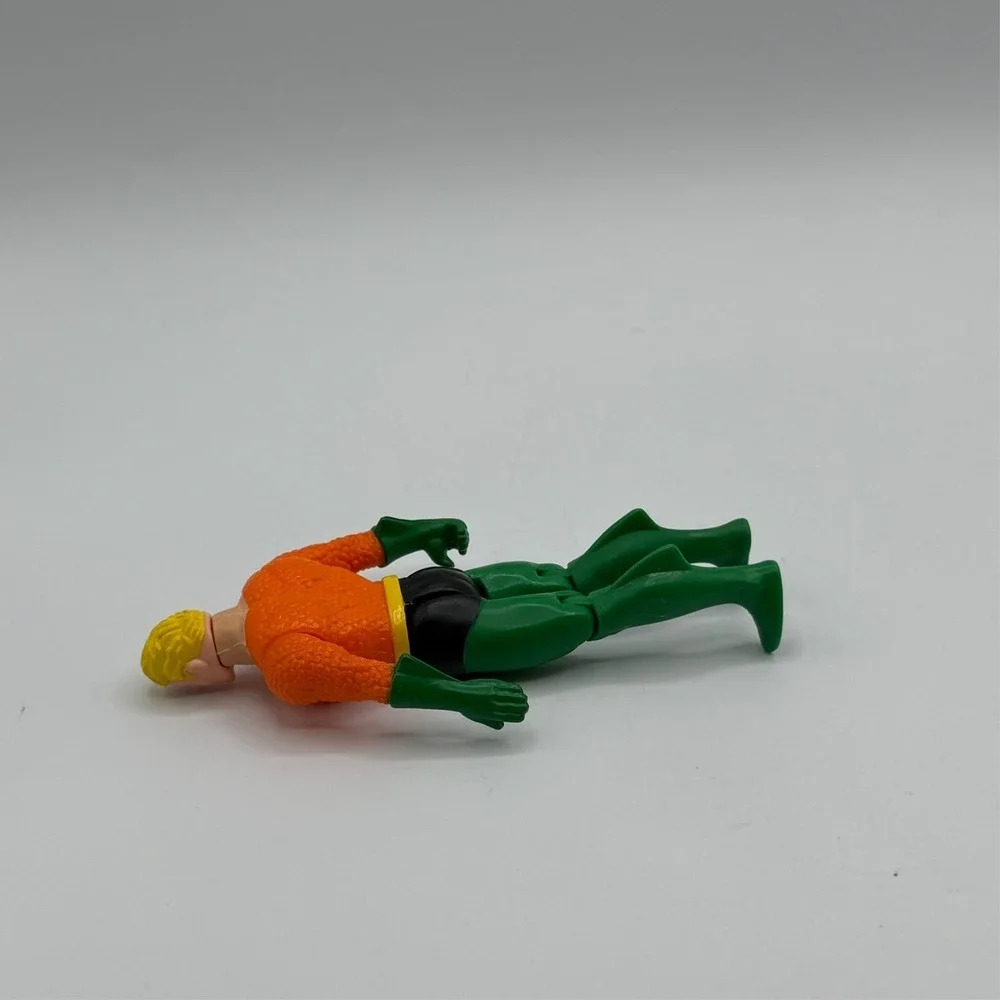 1984 Kenner DC Super Powers Aquaman Action Figure  Vtg With Trident LOOSE